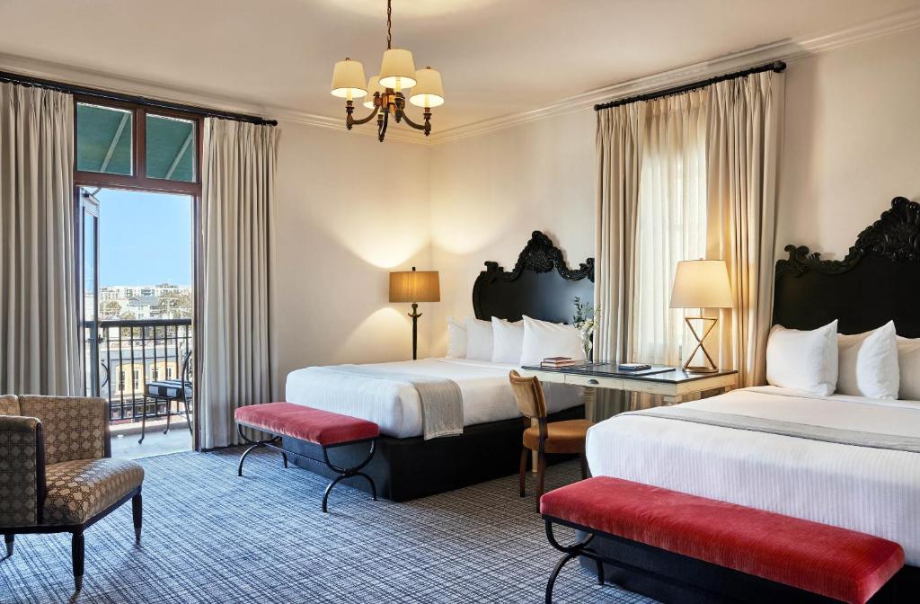 French Quarter Inn photo
