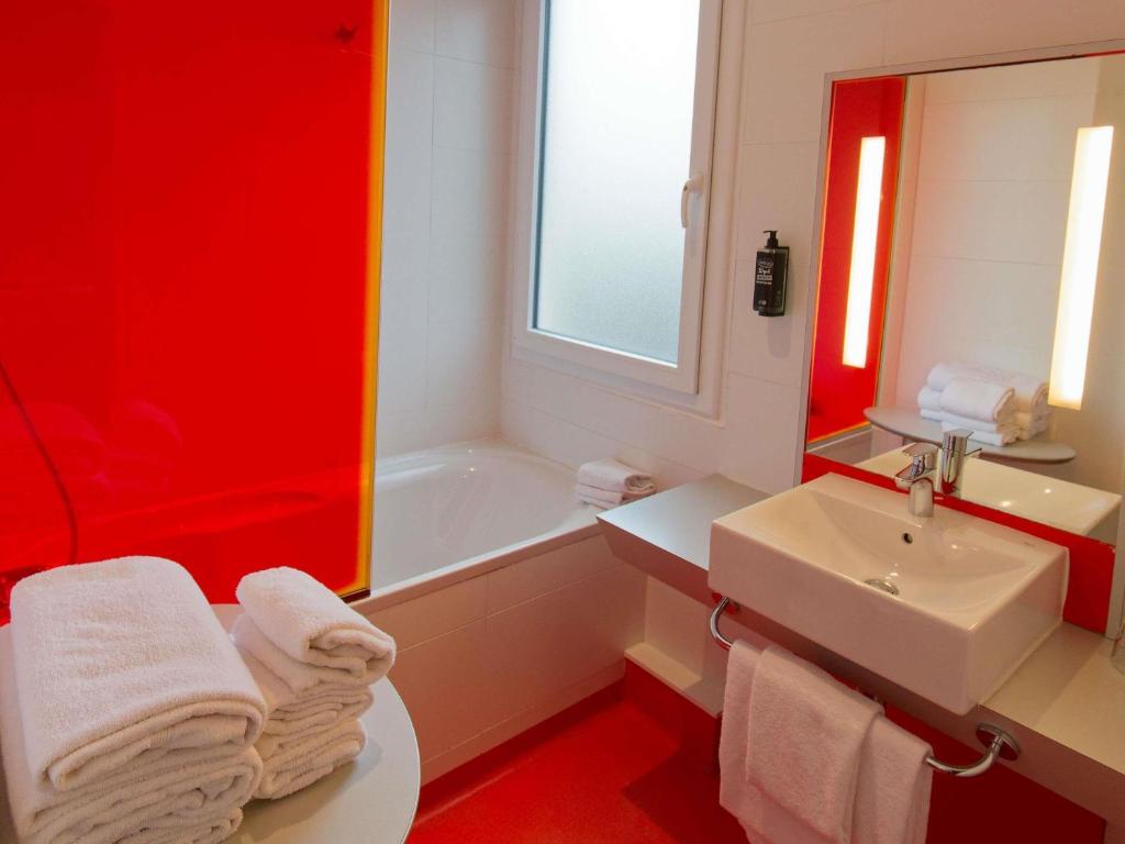ibis Styles Saint Brieuc Gare Centre - Suite Confort