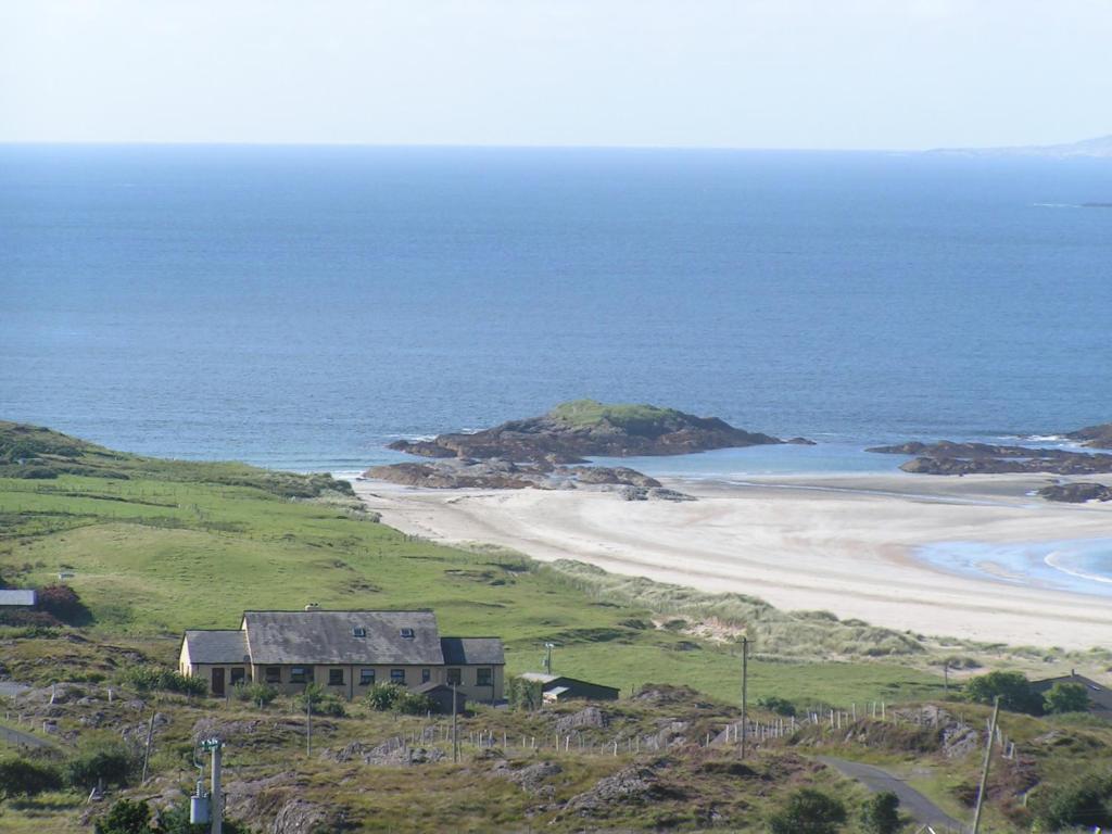 Ard Na Mara Beach Cottage