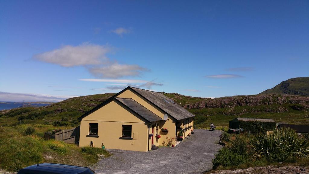 Ard Na Mara Beach Cottage