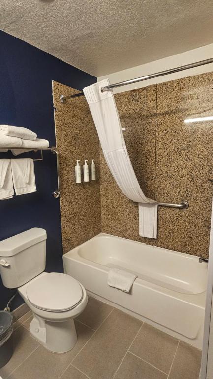Spark by Hilton Tempe Phoenix Airport photo