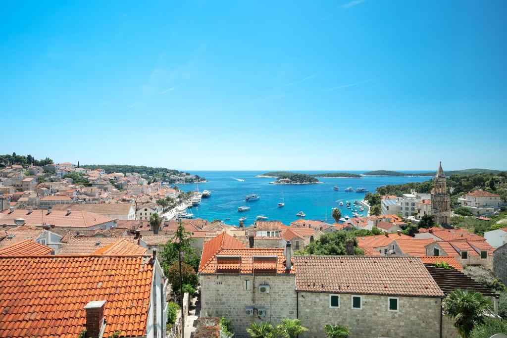 Azure View - ZF Hvar