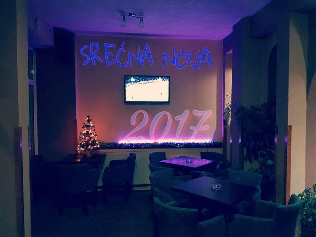 TV a/nebo společenská místnost v ubytování Guest house Kruna