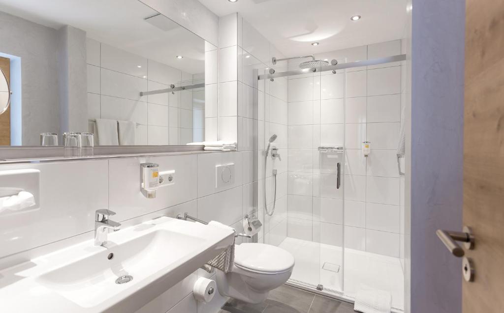 Koupelna v ubytování Hotel Pfälzer Wald
