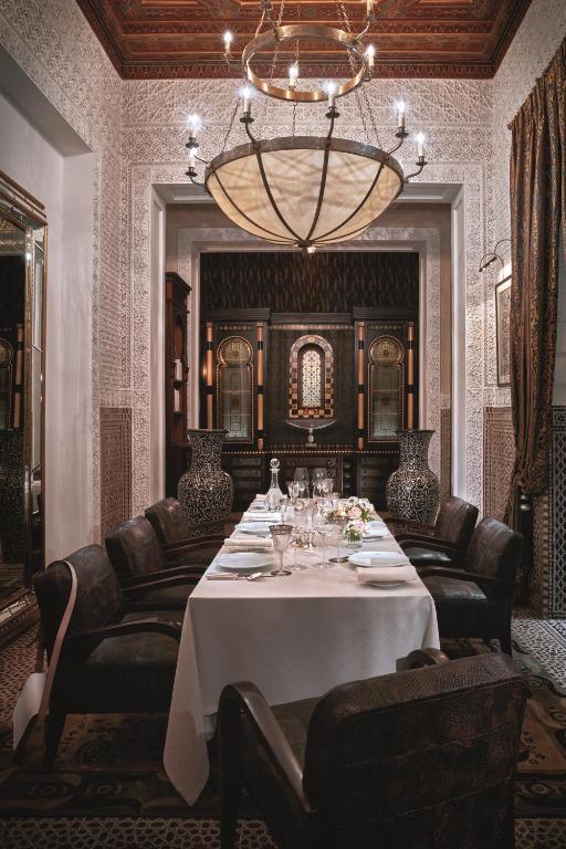 Posezení v ubytování Royal Mansour Marrakech