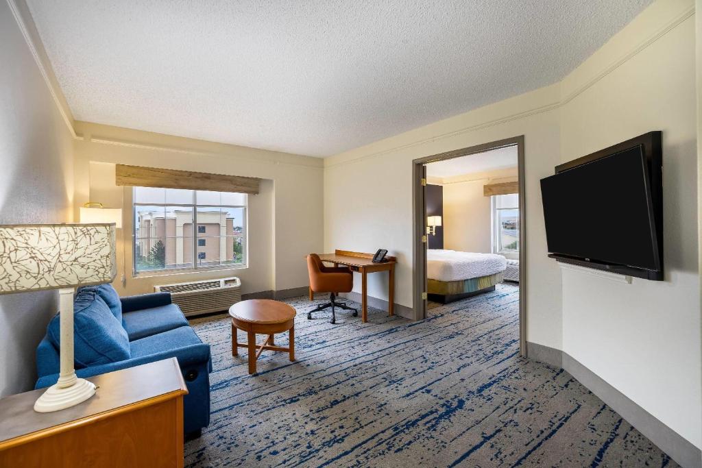 La Quinta by Wyndham Albuquerque West - 