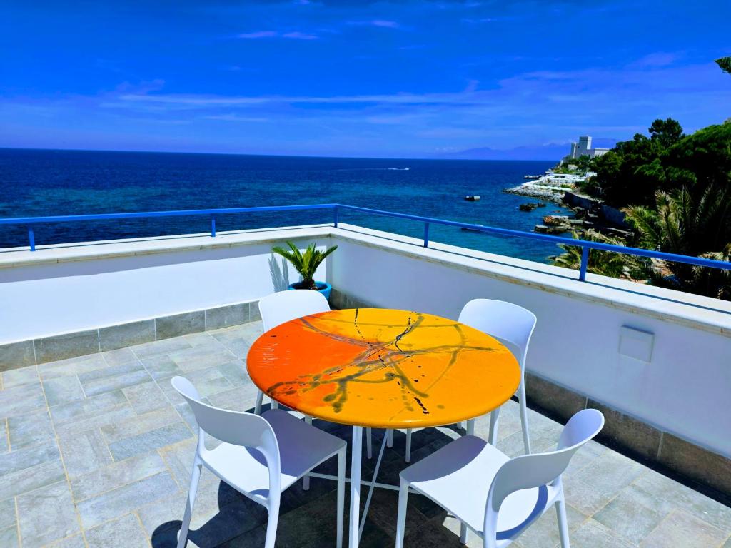 Sunset with Sea Access & Shared Pool