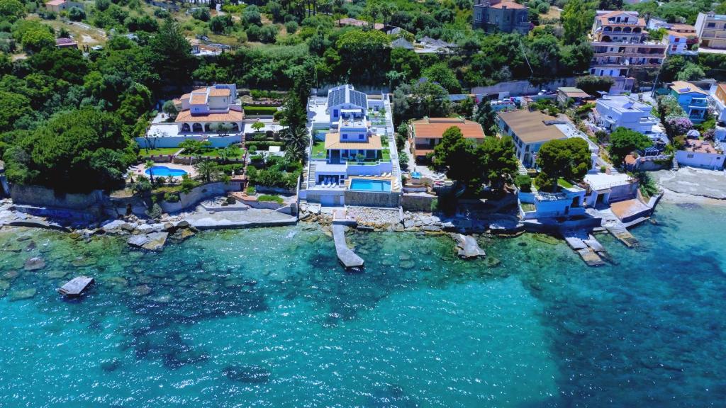 Sunset with Sea Access & Shared Pool