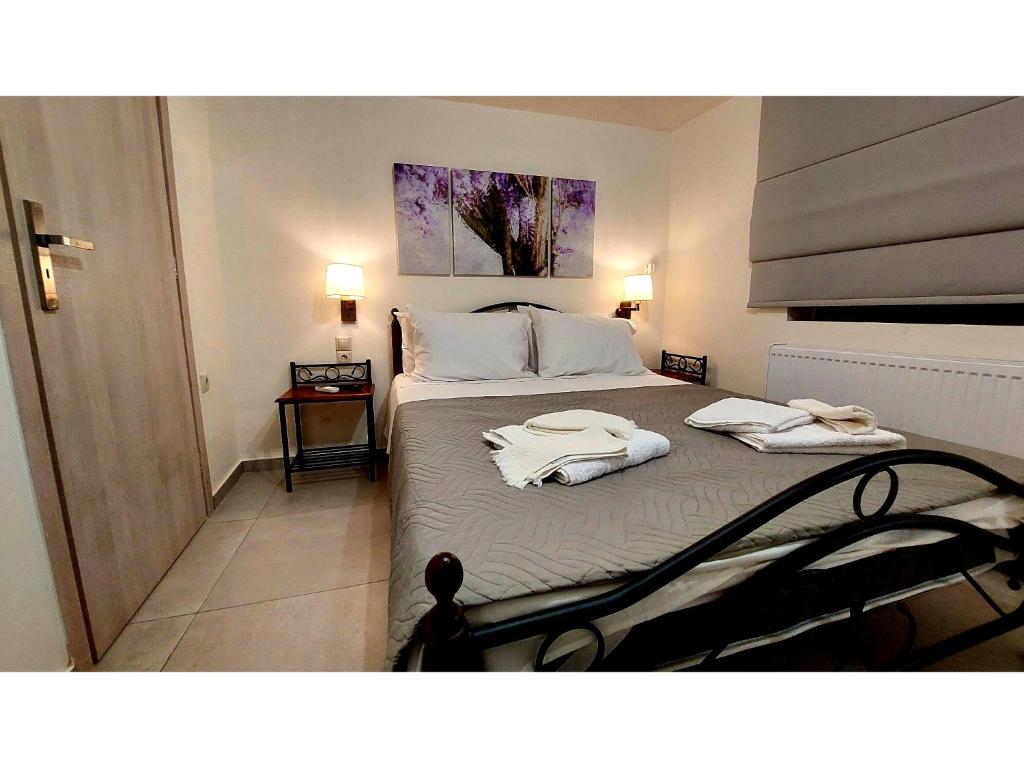 Cozy suite by Spiros & Marina