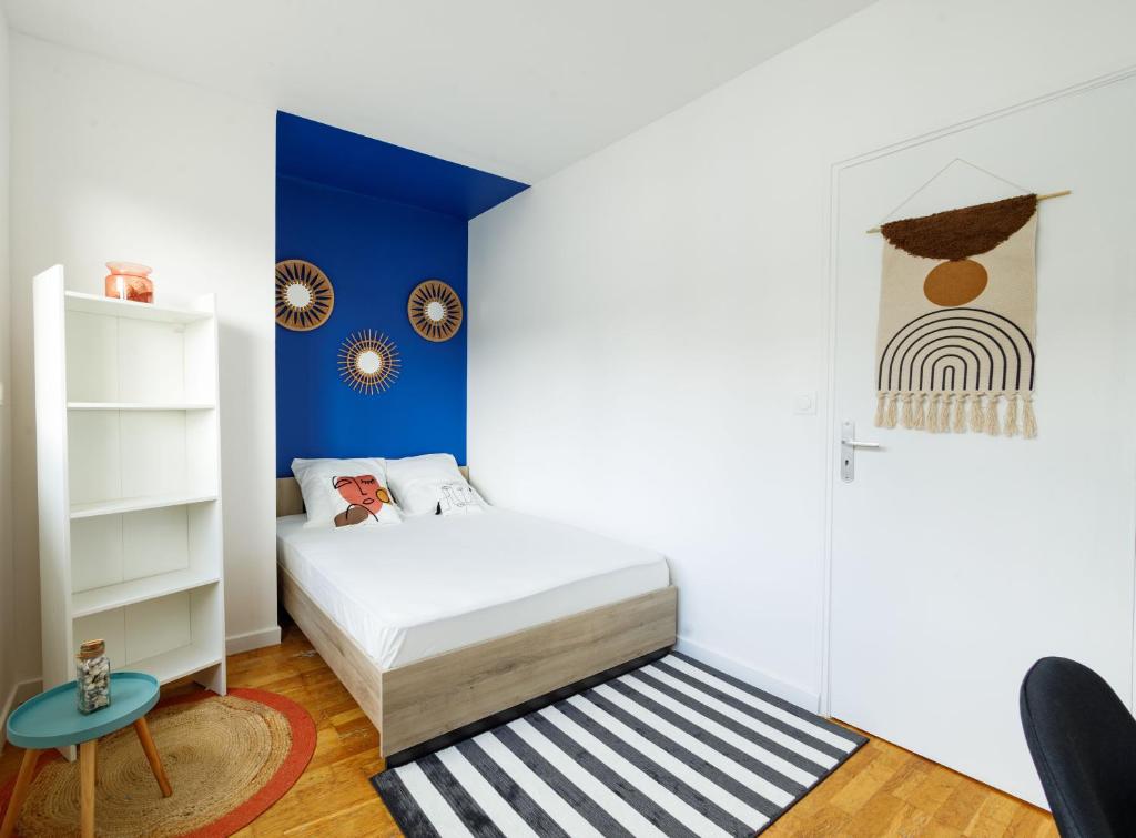Chambre privée et confort dans logement partagé