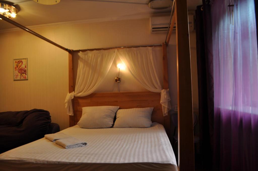 Готелі: Cozy apartments near the McDonalds, Кременчук