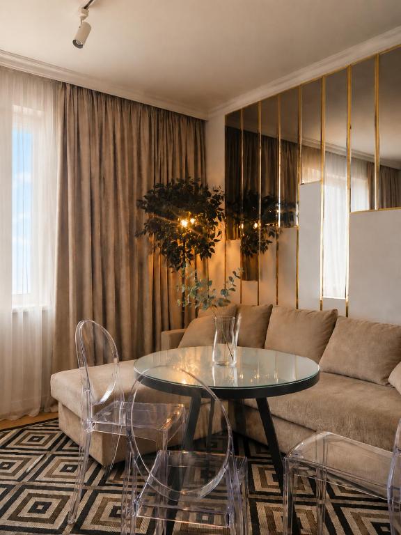 Black Room Apartment photo 4