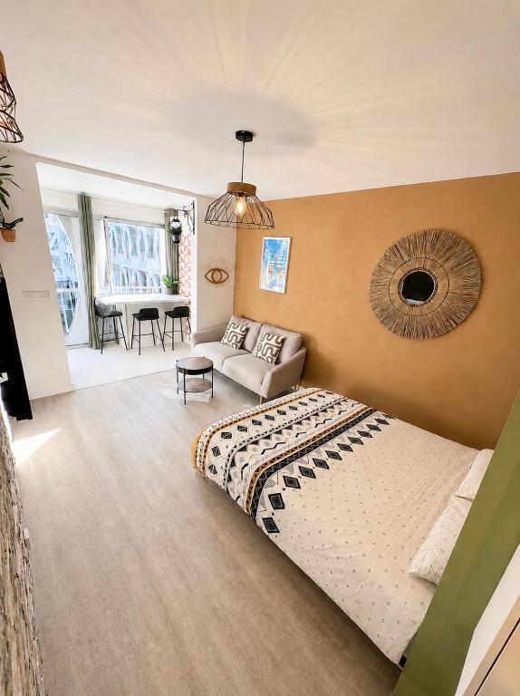 Grand studio cabine 30 m² centre ville, refait à neuf pour vous ! Climatisé - Housity