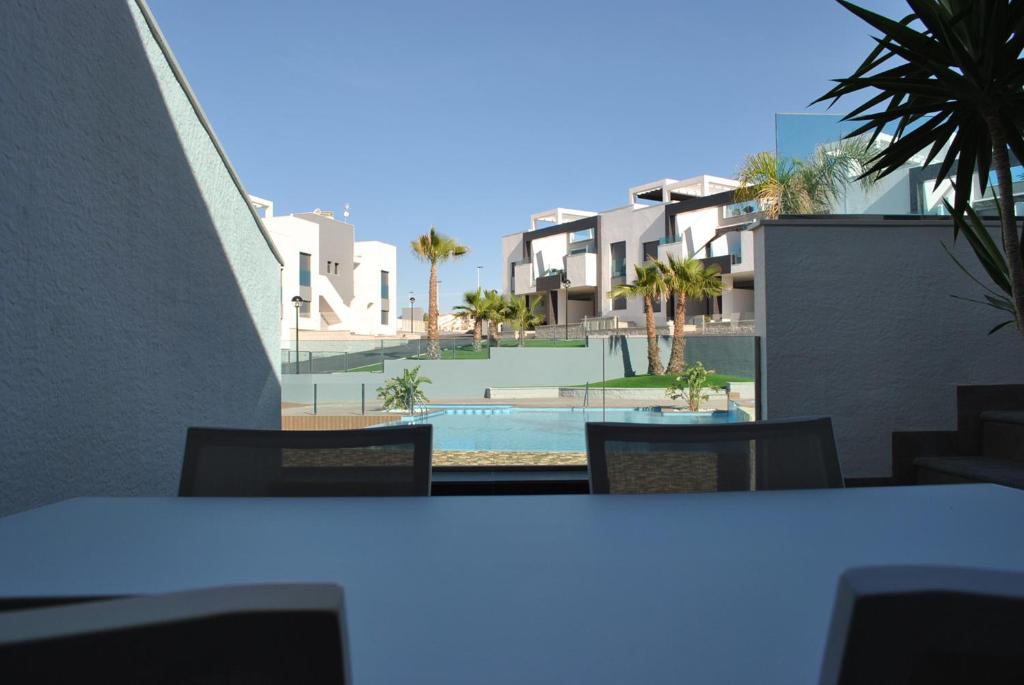 Bazén v ubytování Penthouse Oasis Beach Los Altos nebo v jeho okolí