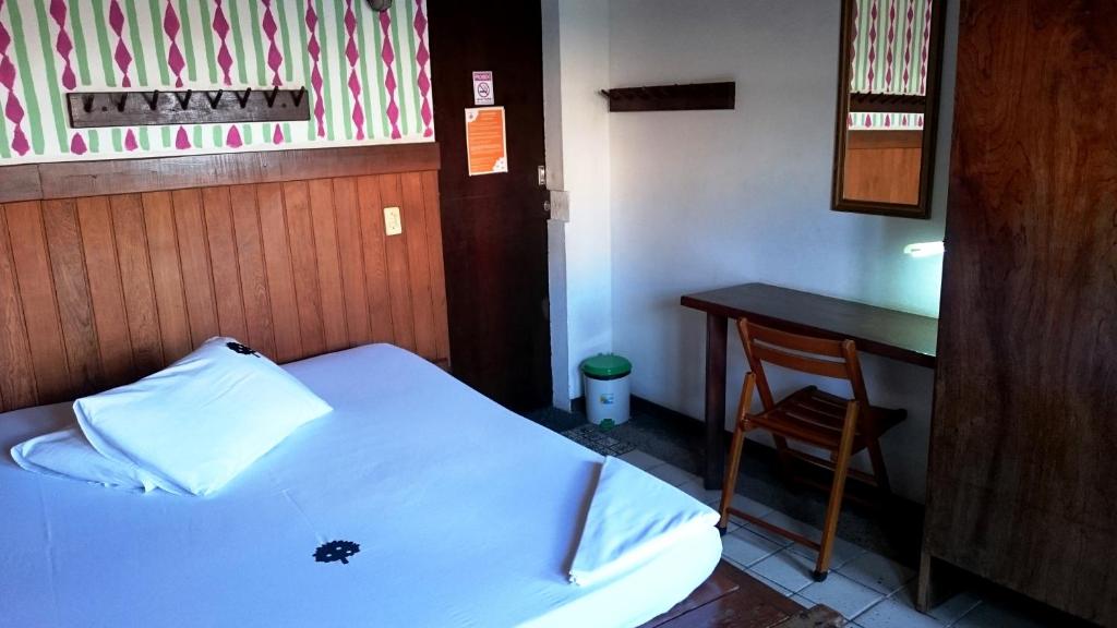 Postel nebo postele na pokoji v ubytování Laranjeiras Hostel