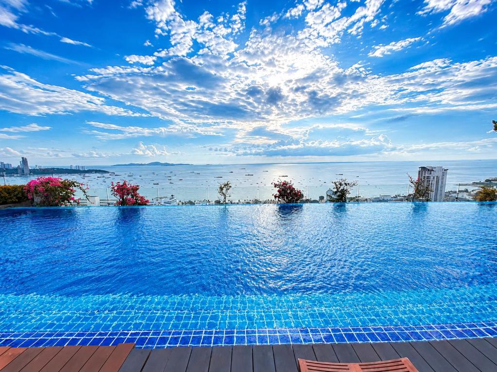 لابی و فضای عمومی Centric Sea Pattaya Condo by Allen - تصویر ۵