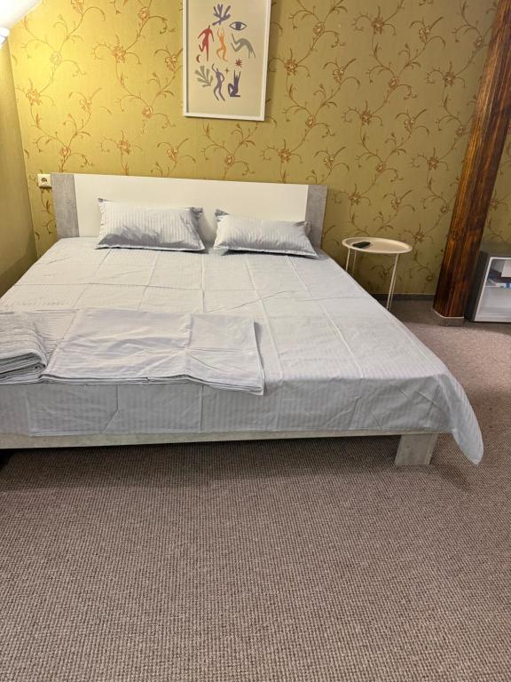 Harnyi apartament cherez dorohu ozero harna naberezhna!!! main photo