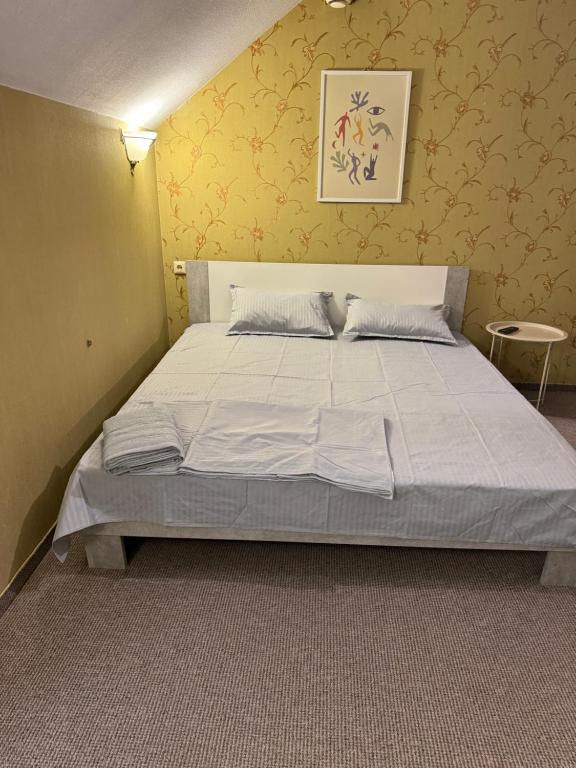 Harnyi apartament cherez dorohu ozero harna naberezhna!!! photo 5