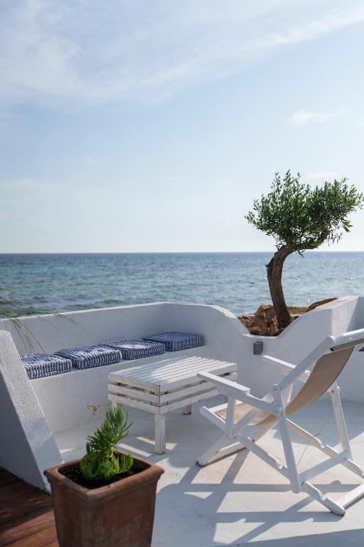 kythros seaside suites