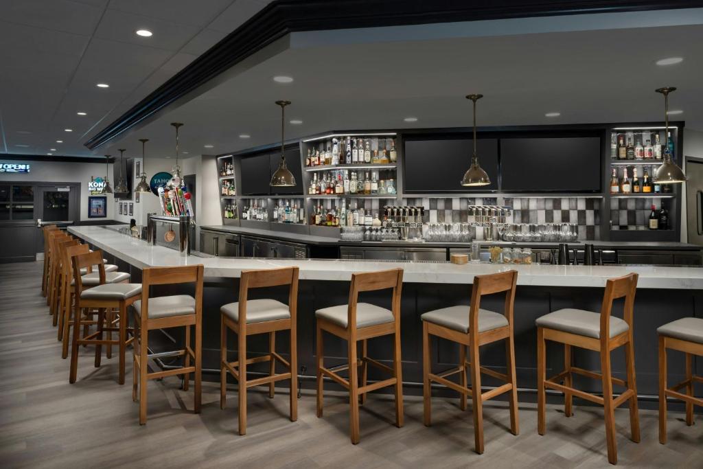 Four Points by Sheraton Pleasanton photo
