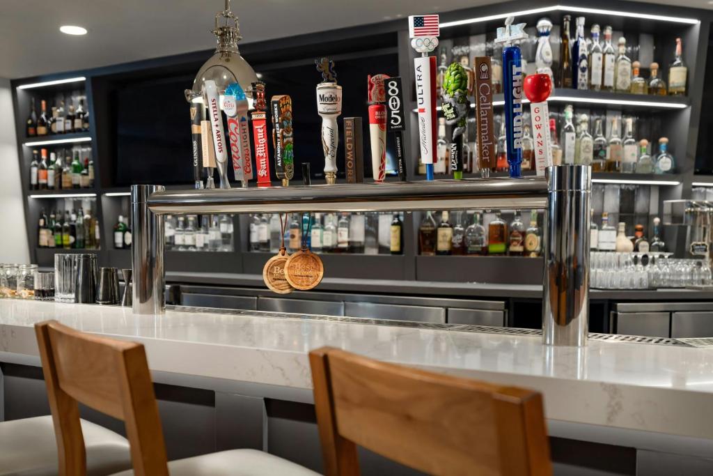 Four Points by Sheraton Pleasanton photo