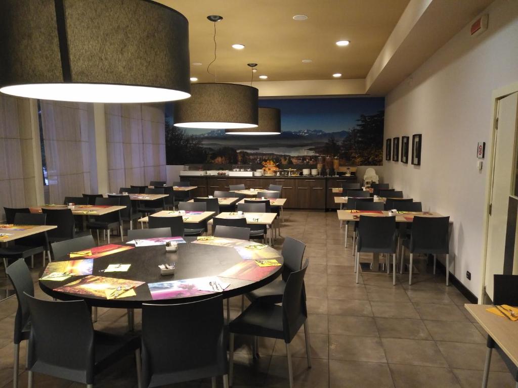 Restaurace v ubytování Bis Hotel Varese