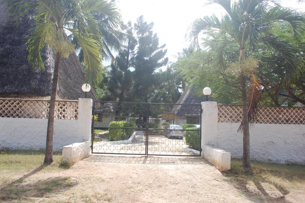 Zahrada ubytování Glory Ocean Villas - Diani