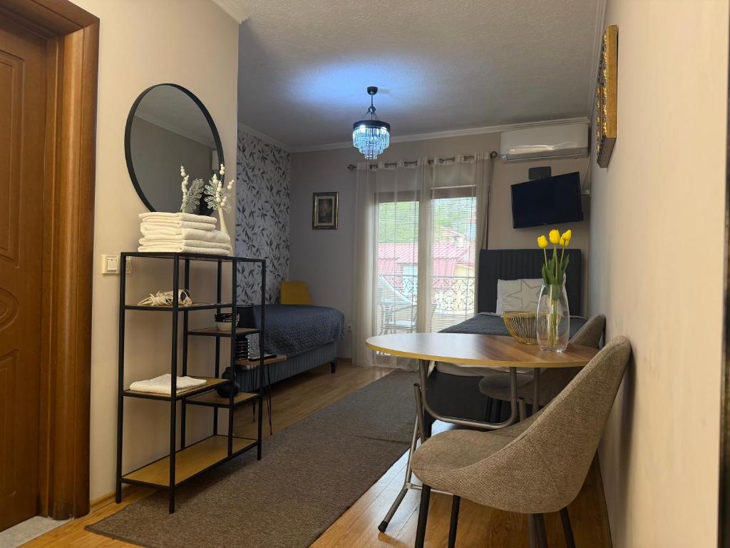 Apartments Aleksandra Cetinje - Chambre Lits Jumeaux De Luxe