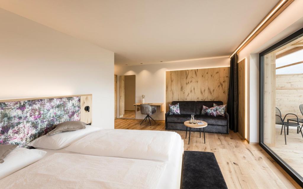 Hotel Nussbaumerhof *** - Two-Bedroom Suite
