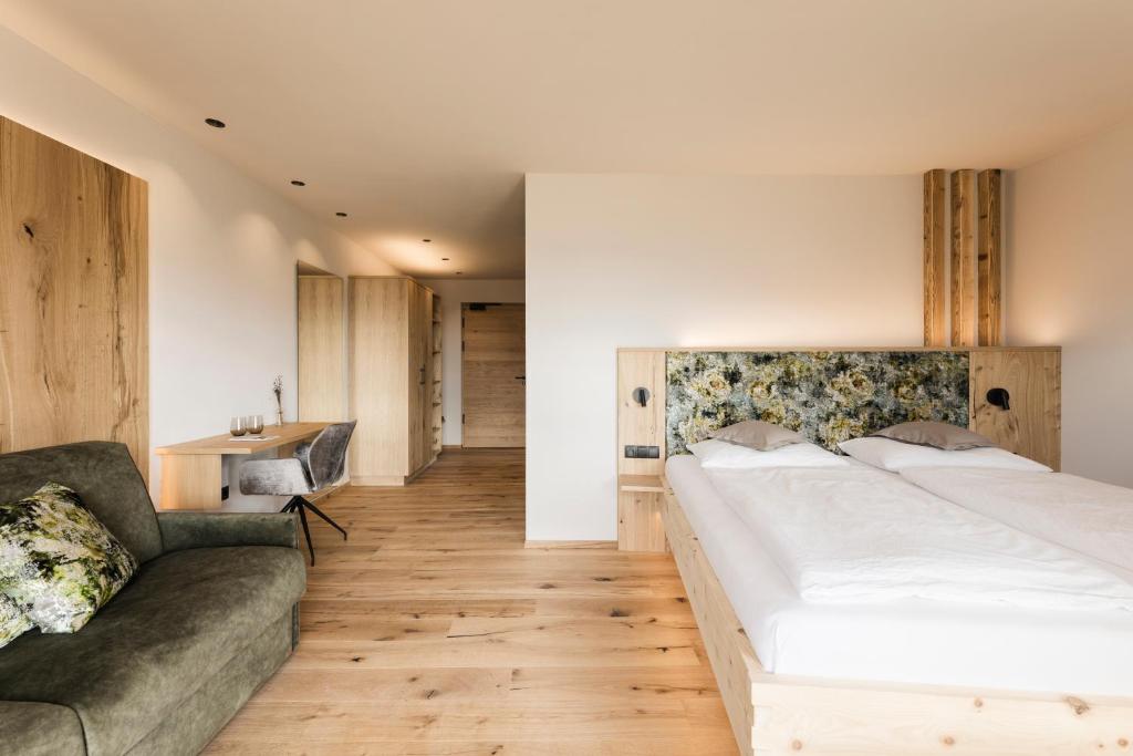 Hotel Nussbaumerhof *** - Two-Bedroom Suite