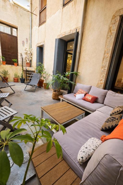 L Appart au cœur de Sète 140m 2 cour idéal famille