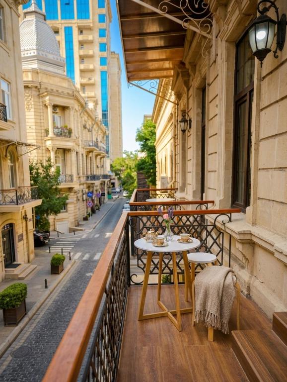 Baku Dionis Boutique Nizami Street Hotel در باکو