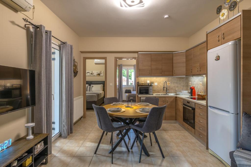 City Suite - The Deluxe Apartment 2