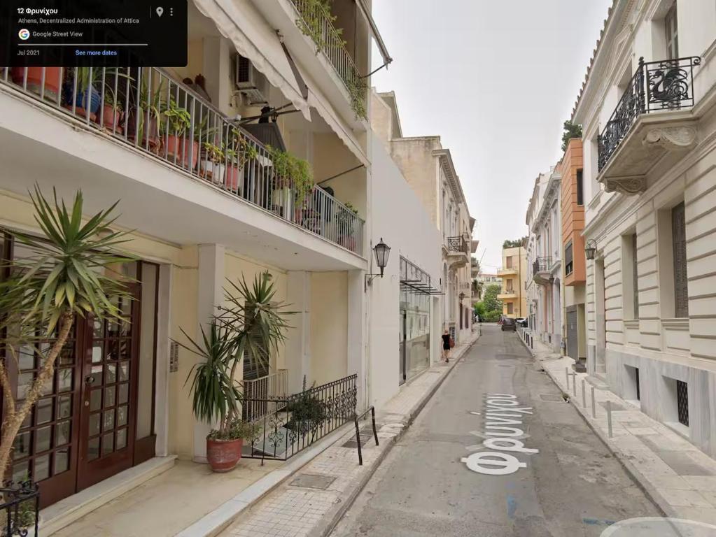 Stay in the Heart of Historic Plaka