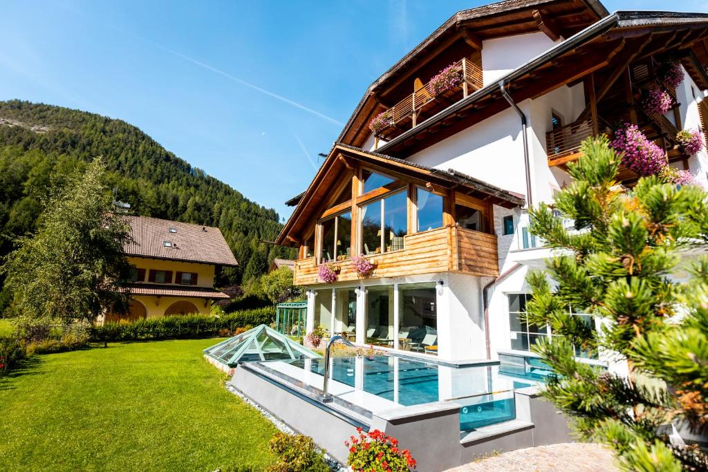 Berghotel Miramonti
