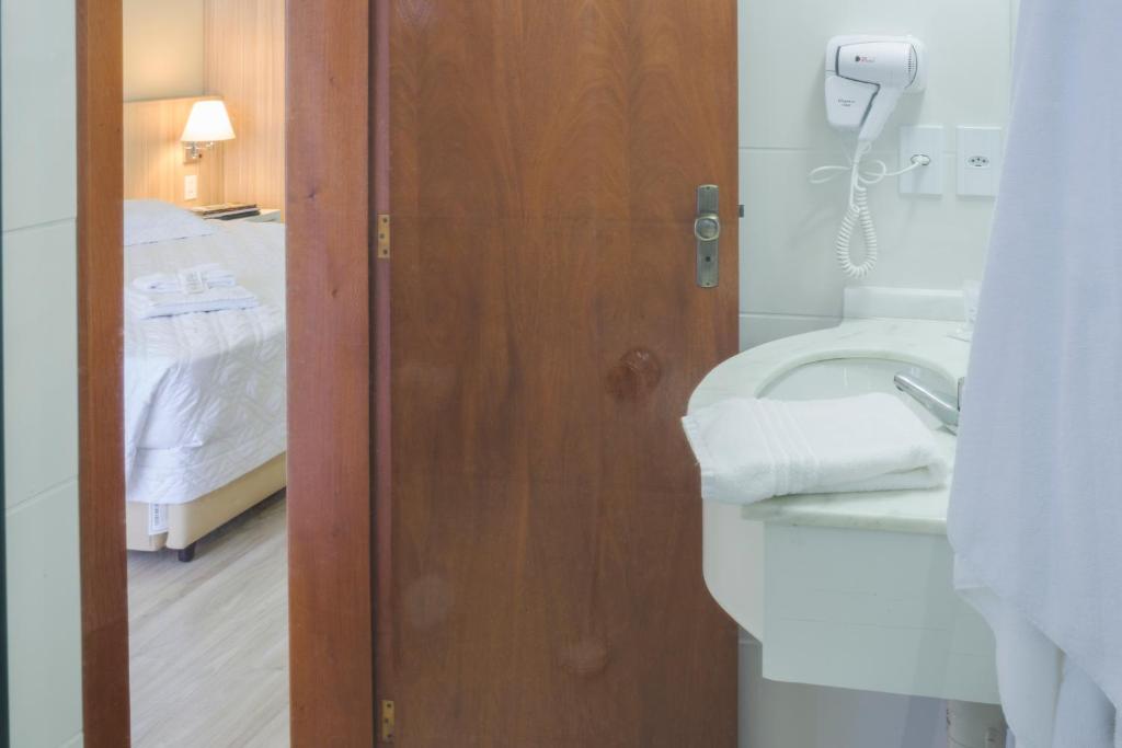  Aquarius Hotel Flat Residence