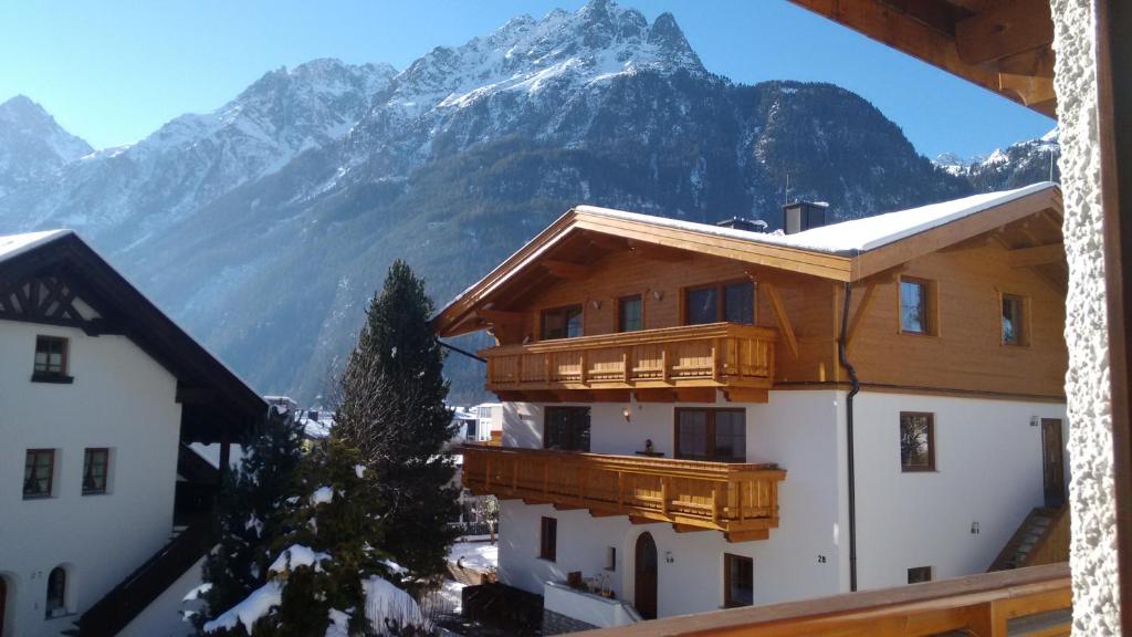 Nespecifikovaný výhled na hory nebo výhled na hory při pohledu z bed and breakfast