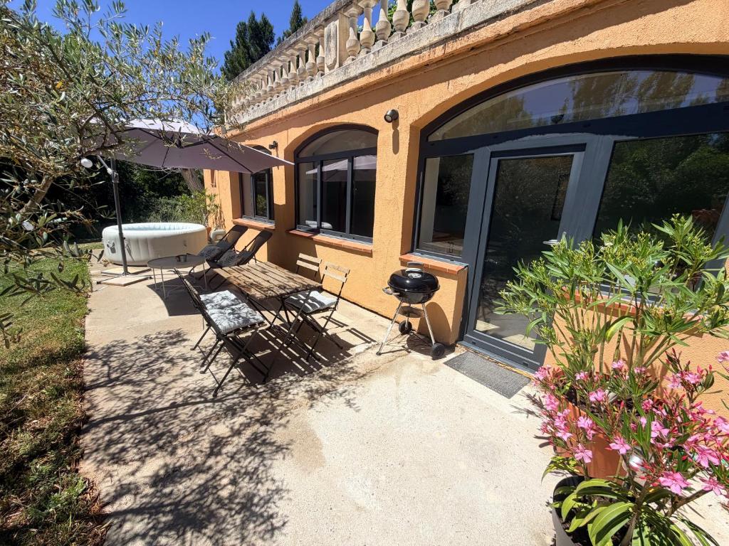 Aix-en-Provence, Cosy studio au calme de la campagne avec Spa et Clim