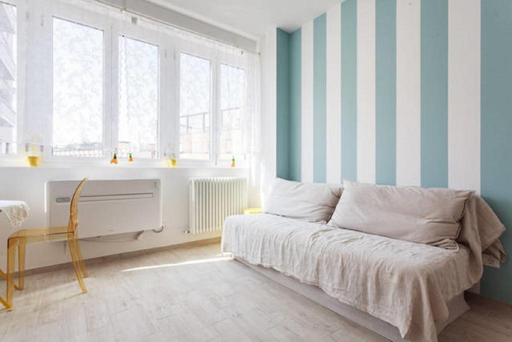 Riva Reno Apartments - One-Bedroom Apartment