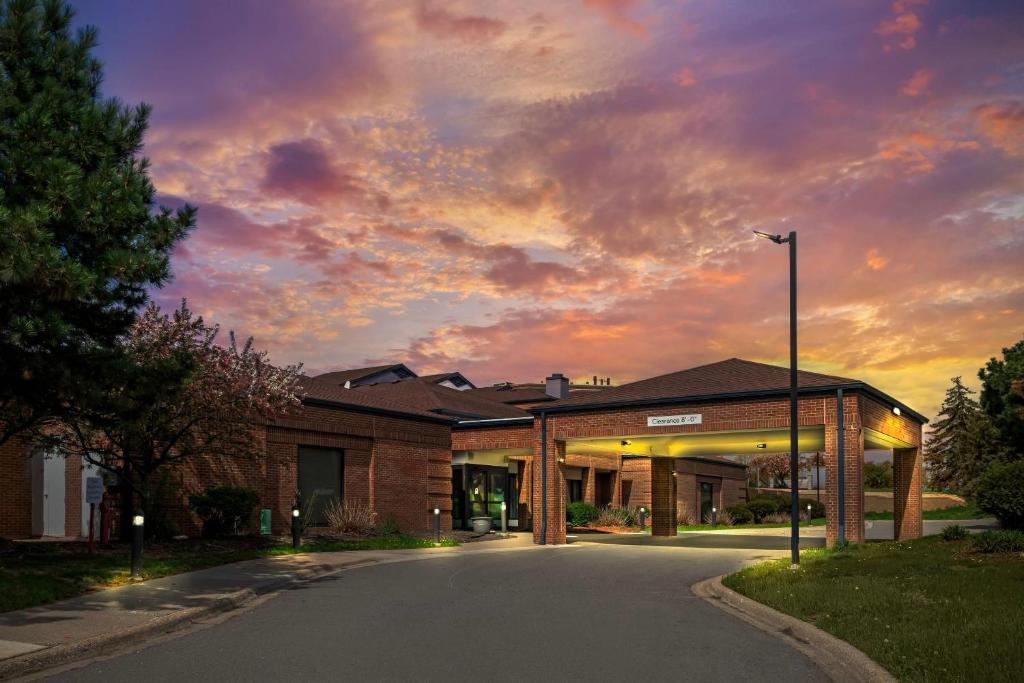 Comfort Inn & Suites Eden Prairie - Minneapolis Southwest