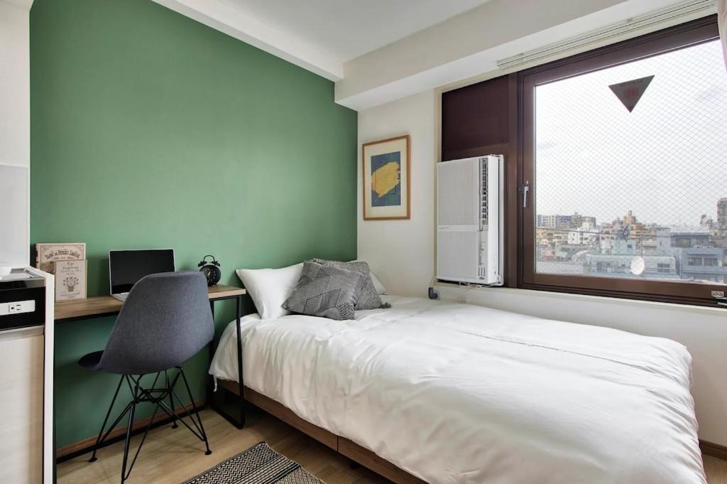 Modern Living Tokyo Komagome 203 a compact studio at excellent location