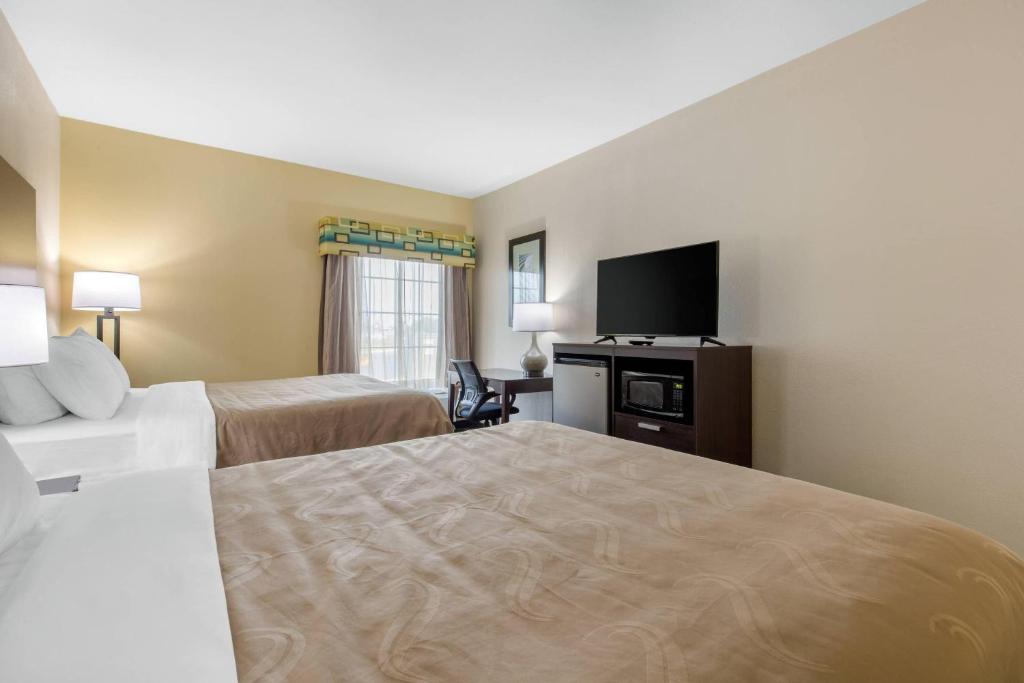 Quality Inn Cadiz - Habitación Con 2 Camas Grandes - No Fumadores