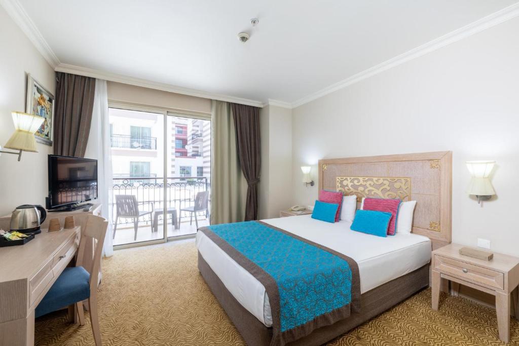 Crystal Family Comfort Collection - Ultimate All Inclusive - Standard Double Or Twin Room With Land View