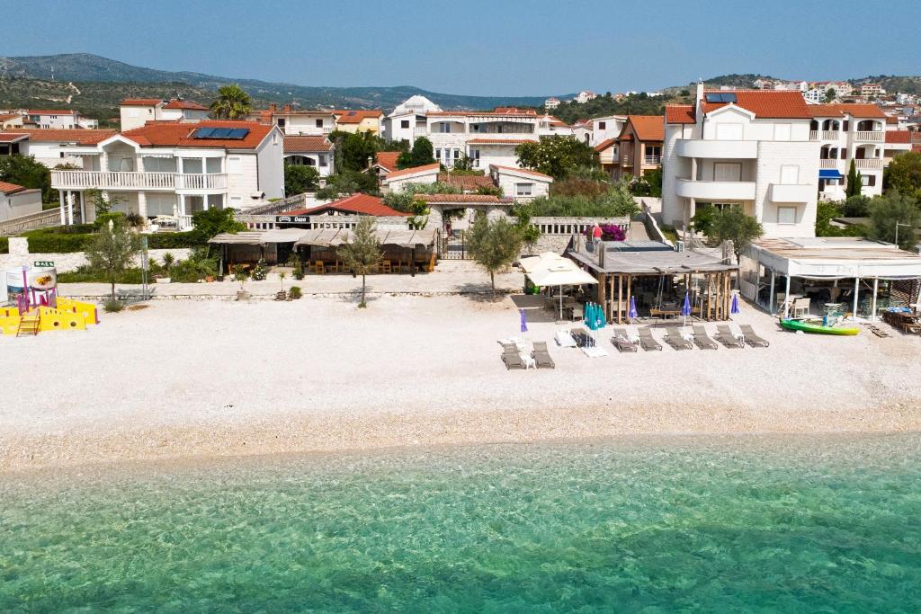 Seaside holiday house Rogoznica - 27494