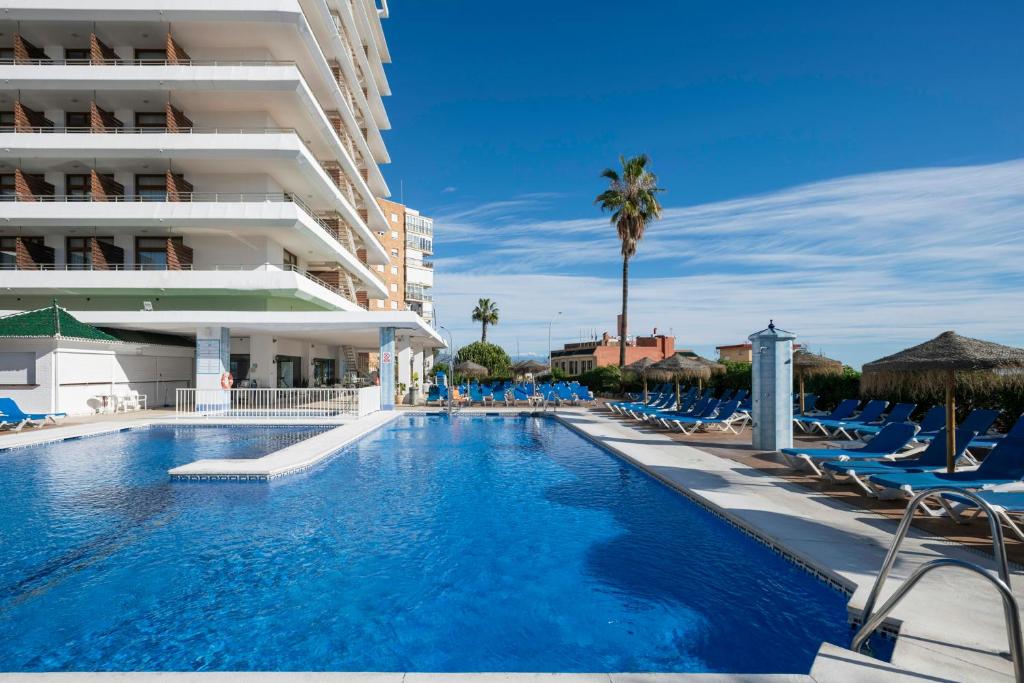 Bazen u objektu Leonardo Hotel Torremolinos Costa Del Sol ili u blizini