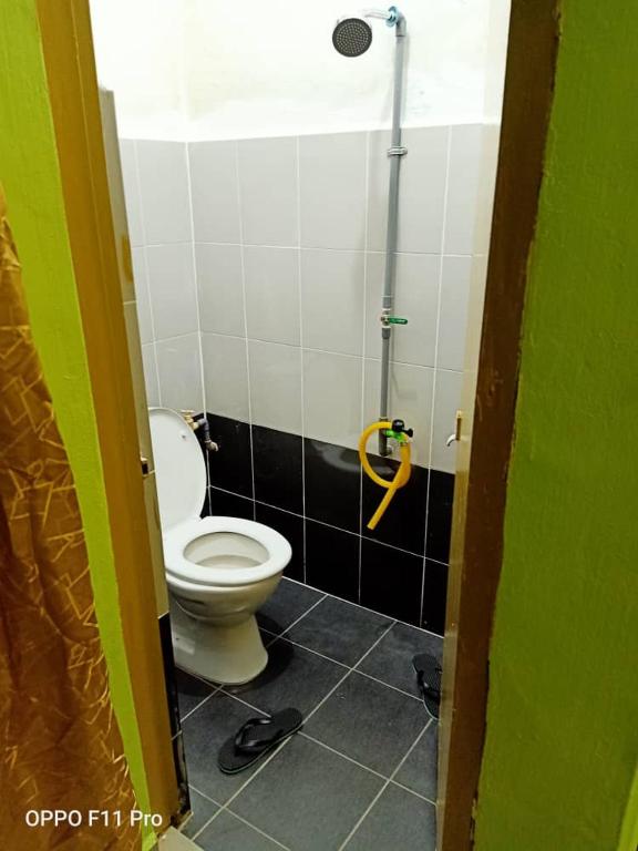 Mutiara Homestay Kok Lanas - Housity