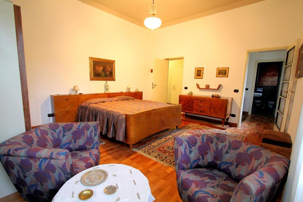 Villa Adele - Large Double Room