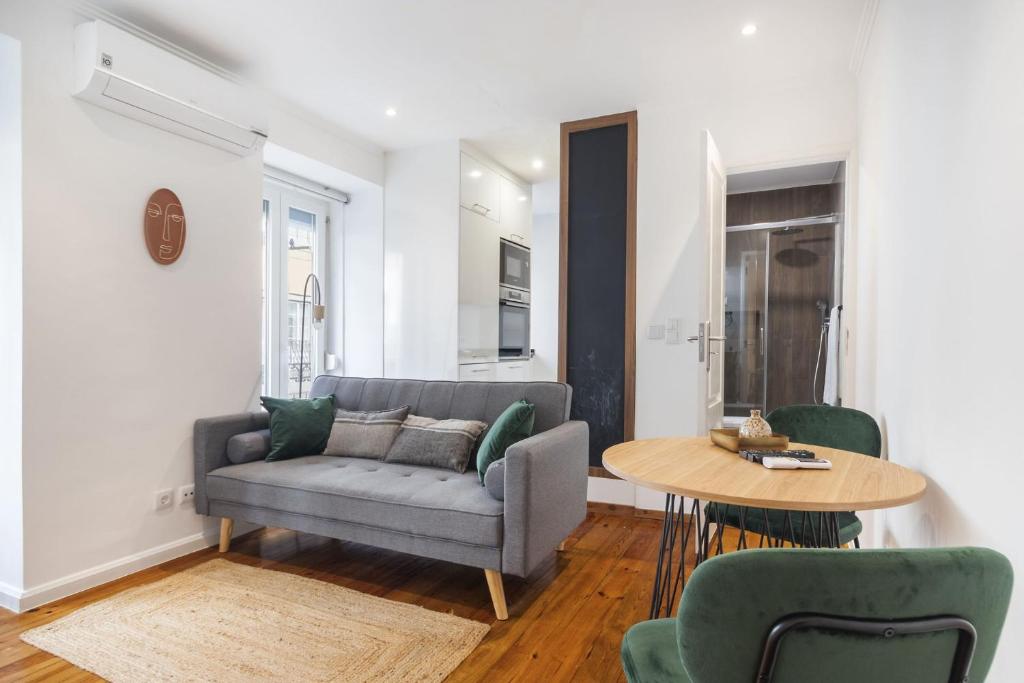 Apartment 1 Bedroom with AC Fiber Optic Internet