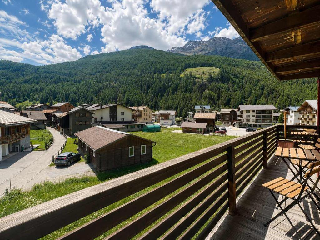 Comfortable studio with balcony and panoramic view