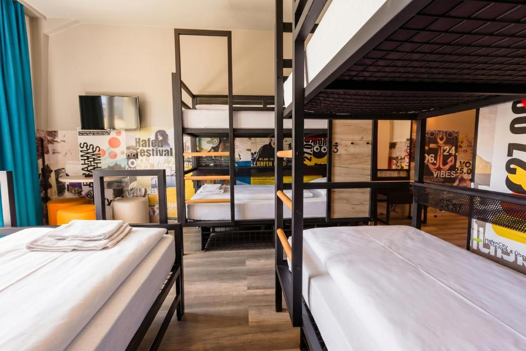a&o Hamburg City - Six-Bed Room